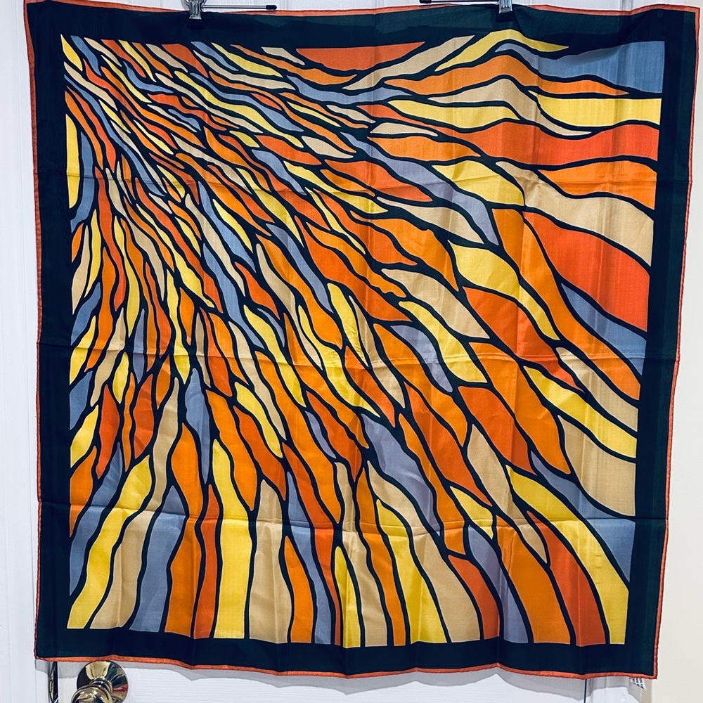 Vintage silk scarf 32”x 32”